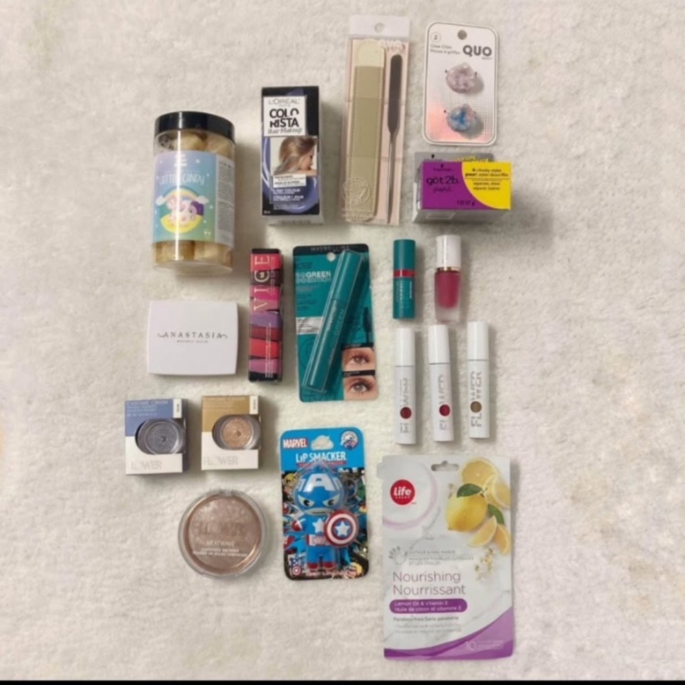 All for $40 New Makeup Beauty Hair Bundle Lot 18 Pieces